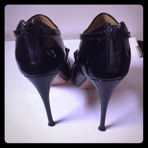 Chloe’ Boots/Booties. Patten leather. Pre-loved.